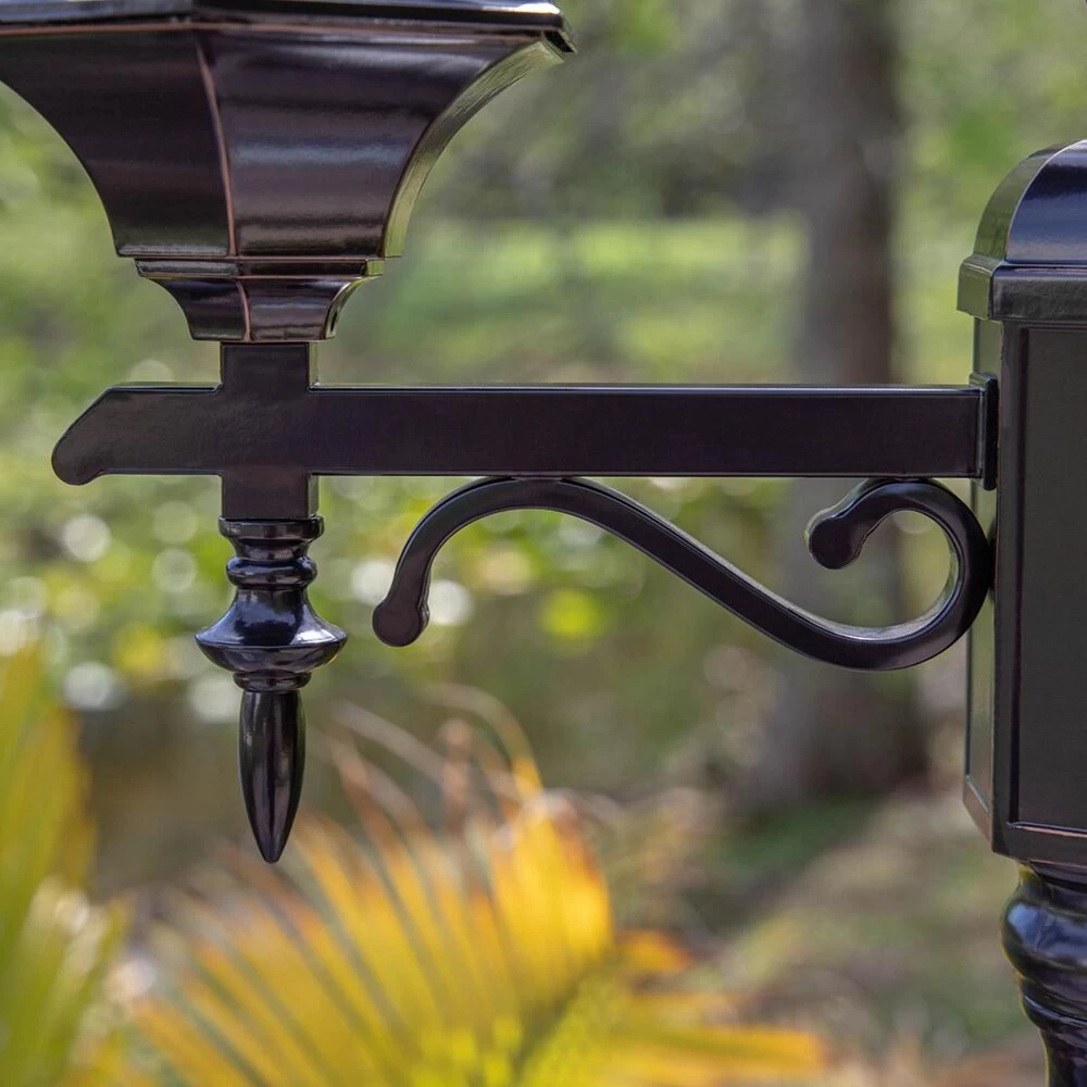 Kenroy Villa Portable Lantern In Oil Rubbed Bronze 5 Kenroy Villa Portable Lantern In Oil Rubbed Bronze - Image 3